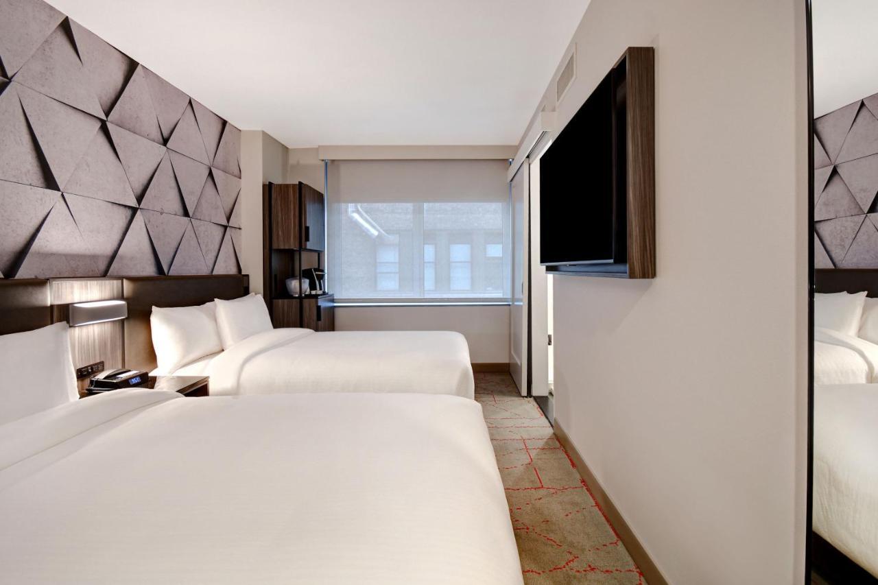 Springhill Suites By Marriott New York Midtown Manhattan/Park Ave Екстериор снимка